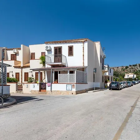 Casa Vacanza Azzurra Centro San Vito Lo Capo Exterior photo