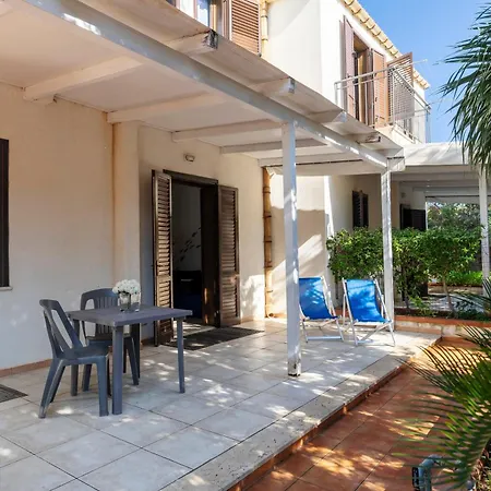 Casa Vacanza Azzurra Centro San Vito Lo Capo Exterior photo