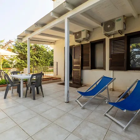 Casa Vacanza Azzurra Centro San Vito Lo Capo Exterior photo